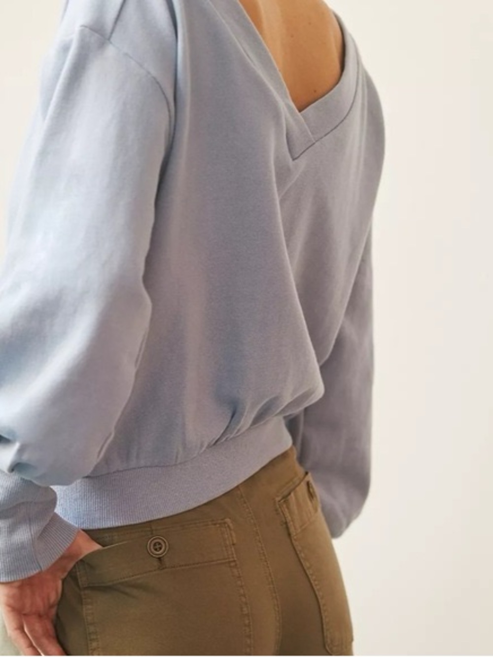 Maeve Anthropologie Blue Back V-Neck Sweatshirt Balloon Sleeve Cropped Small